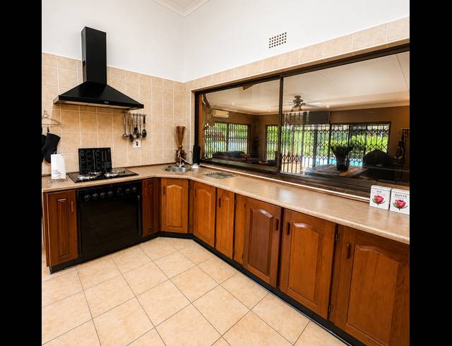 4 BEDROOM HOUSE FOR SALE IN THREE RIVERS EAST